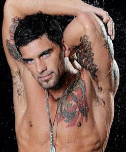 261602_499369016782853_436054161_n